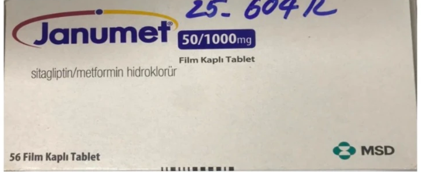 Hình ảnh 7 loại thuốc giả tại một hiệu thuốc ở Hà Nội- Ảnh 8. Hình ảnh 7 loại thuốc giả tại một hiệu thuốc ở Hà Nội- Ảnh 8.