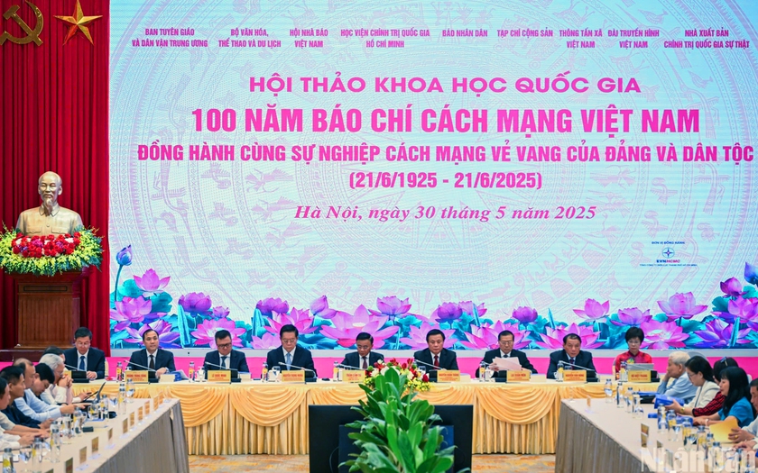 Báo chí cách mạng Việt Nam trong 100 năm đồng hành cùng sự nghiệp vẻ vang của Đảng và dân tộc - Ảnh 1.