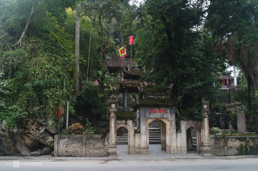 Tu bổ, phục hồi di tích quốc gia Đền Đuổm - điểm đến du lịch văn hóa lịch sử, tâm linh - Ảnh 1.