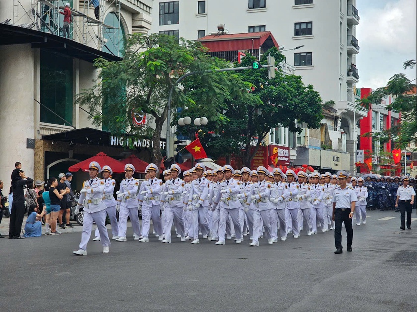 Hải Phòng phân luồng giao thông dịp kỷ niệm 70 năm Ngày giải phóng Hải Phòng - Ảnh 2.
