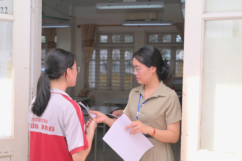 Gần 16.000 thí sinh Quảng Ninh chính thức bước vào Kỳ thi tuyển sinh lớp 10 - Ảnh 3.
