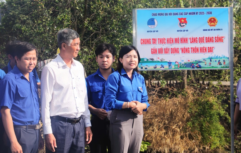 Tỉnh đoàn Đồng Tháp tích cực đưa chiến dịch Bình dân học vụ số vào chiều sâu và bền vững - Ảnh 1.