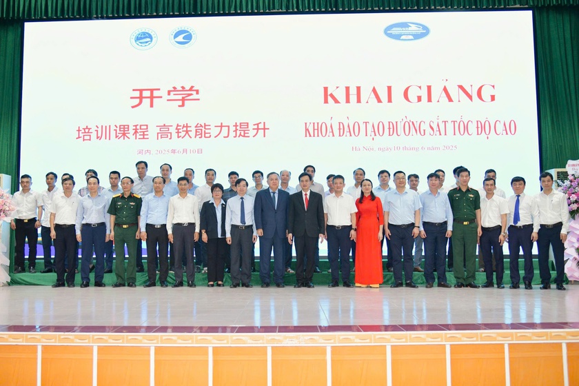 Khai giảng khóa đào tạo đầu tiên về đường sắt tốc độ cao tại Việt Nam - Ảnh 1.