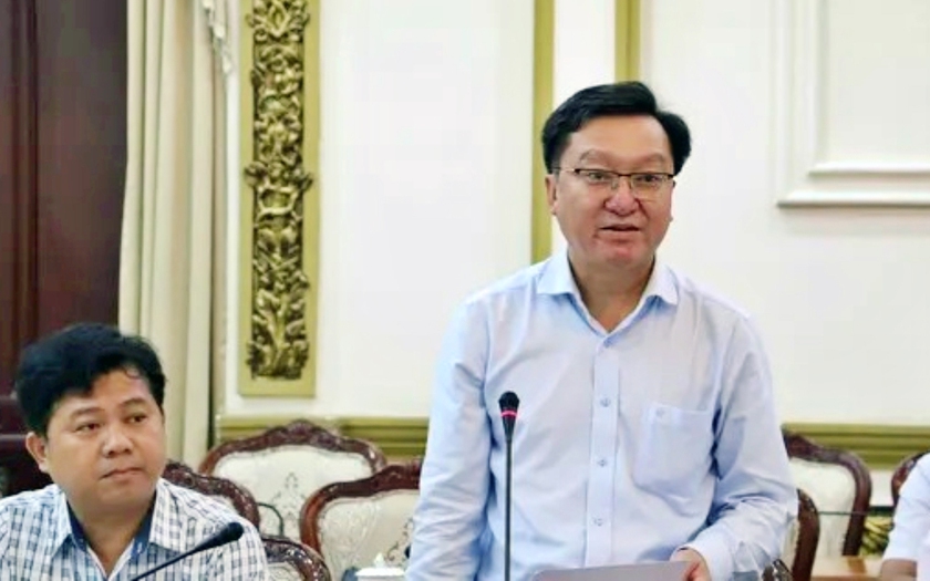 Thành phố Hồ Chí Minh bố trí nhà nghỉ, xe đưa đón thí sinh đi thi tốt nghiệp trung học phổ thông - Ảnh 2.