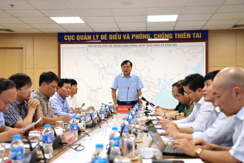 Diễn biến mới của cơn bão số 1 - Ảnh 2.