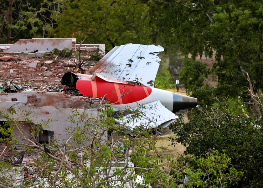 Tai nạn máy bay của Air India: Người duy nhất sống sót chia sẻ về giây phút kinh hoàng - Ảnh 5.
