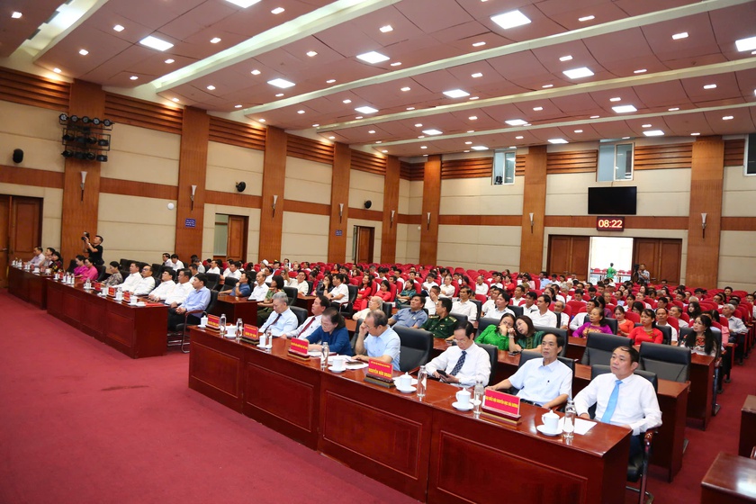 Hải Phòng: Xây dựng xã hội học tập một cách thường xuyên, thực chất và hiệu quả thiết thực - Ảnh 1.