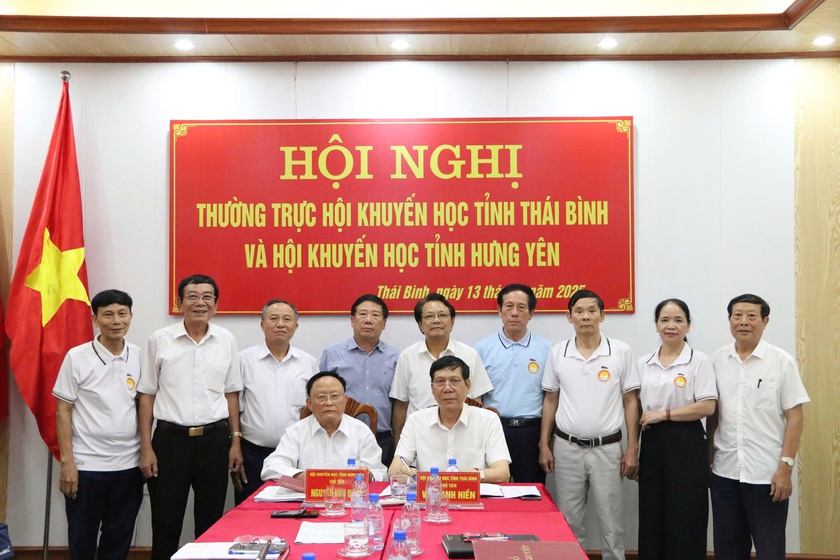 Thảo luận thống nhất để án sáp nhập Hội khuyến học 2 tỉnh Thái Bình - Hưng Yên - Ảnh 1.