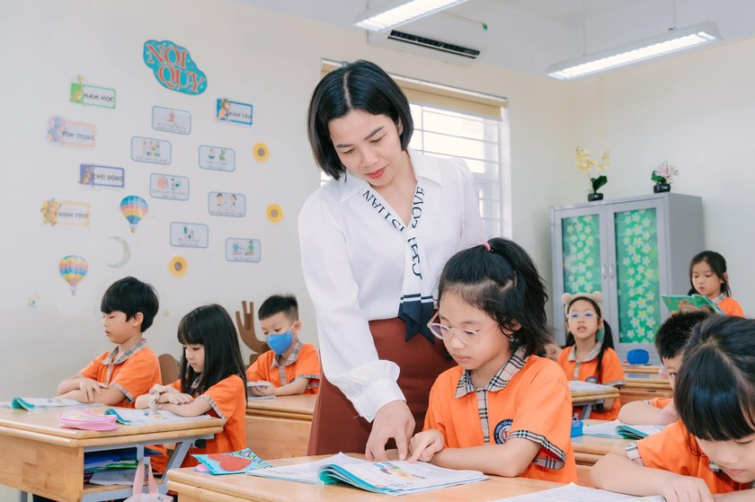Bộ Giáo dục và Đào tạo thông tin về rà soát, điều chỉnh một số nội dung trong Chương trình giáo dục phổ thông - Ảnh 1.