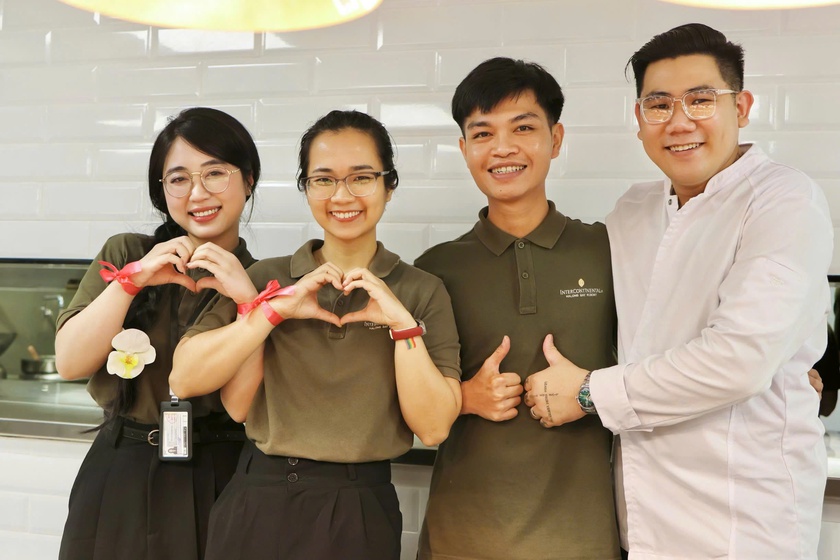 Lễ bảo khóa luận tốt nghiệp đầy ấn tượng tại Đại học Hạ Long - Ảnh 4.