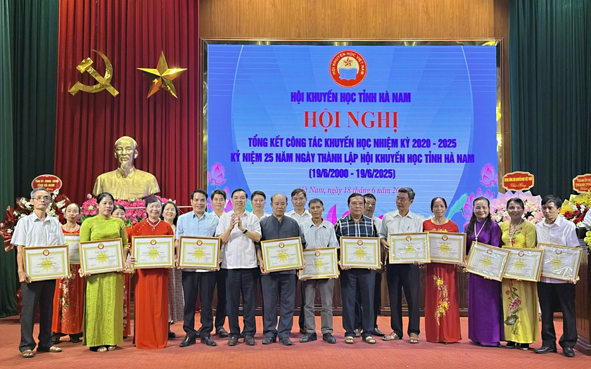 Hội Khuyến học Hà Nam kỷ niệm 25 năm thành lập Hội với nhiều thành tích nổi bật - Ảnh 3.