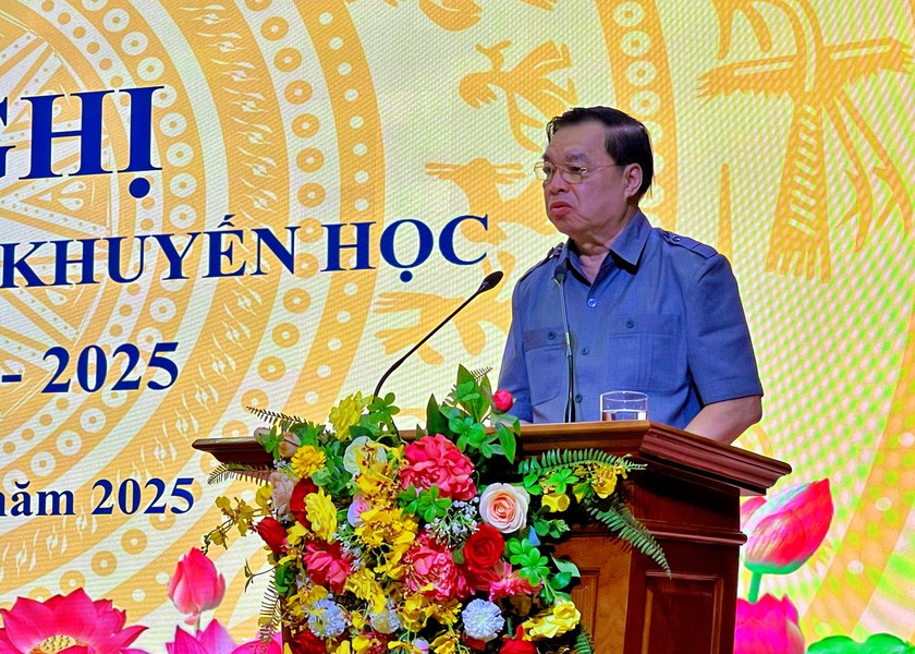 Hội Khuyến học Hà Nội tổng kết hoạt động nhiệm kỳ, huy động mọi nguồn lực cho khuyến học thời kỳ mới - Ảnh 2.