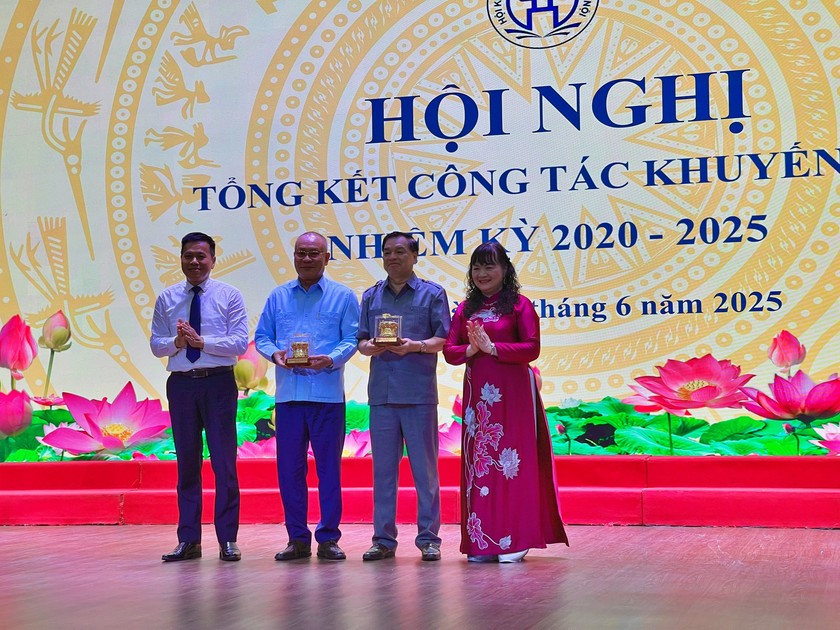 Hội Khuyến học Hà Nội tổng kết hoạt động nhiệm kỳ, huy động mọi nguồn lực cho khuyến học thời kỳ mới - Ảnh 5.