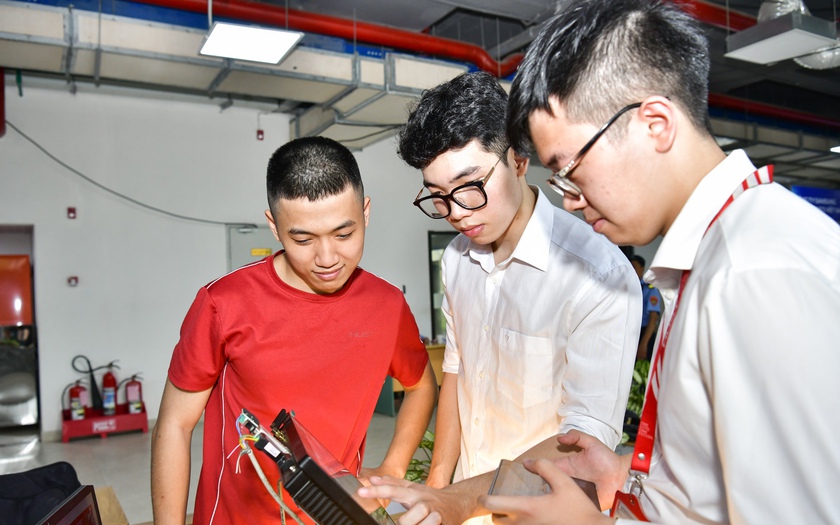 Đại học Bách khoa Hà Nội công bố bảng phân vị kết quả thi đánh giá tư duy năm 2024, 2025 - Ảnh 1.