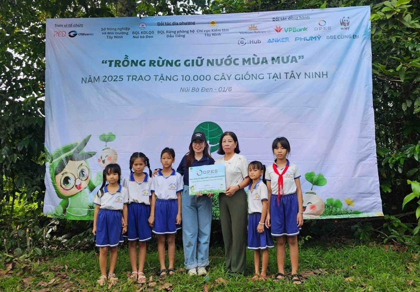 Hưởng ứng ngày môi trường thế giới, OPES trao tặng gần 1.300 cây giống tại tỉnh Tây Ninh- Ảnh 2. Hưởng ứng ngày môi trường thế giới, OPES trao tặng gần 1.300 cây giống tại tỉnh Tây Ninh- Ảnh 2.
