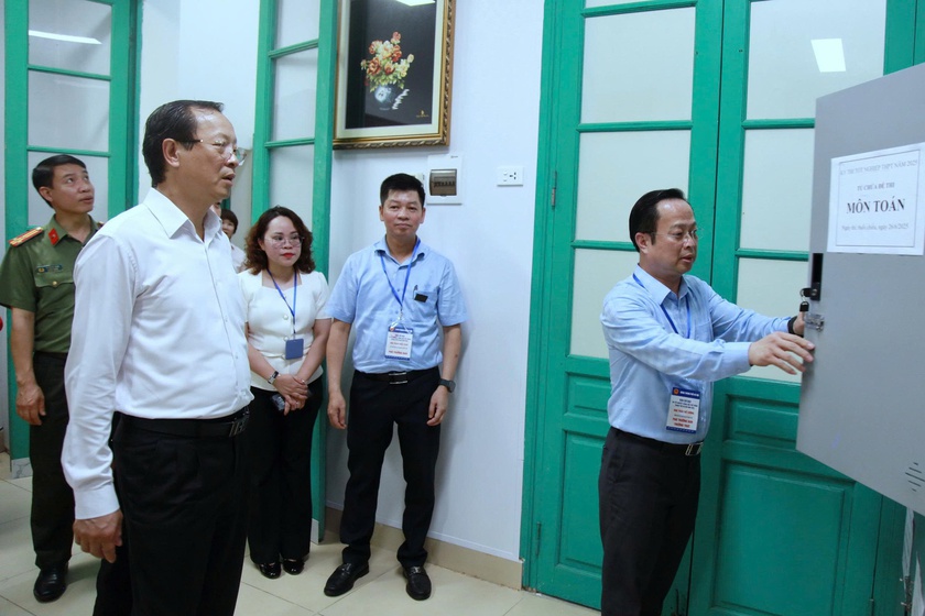 Chủ động ứng phó thiên tai trong thời gian tổ chức kỳ thi tốt nghiệp trung học phổ thông 2025 - Ảnh 1.