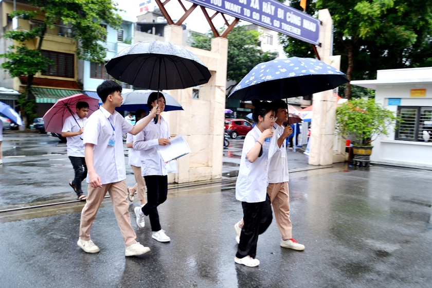 Kỳ thi tốt nghiệp trung học phổ thông ở Lào Cai nghiêm túc, an toàn - Ảnh 2.