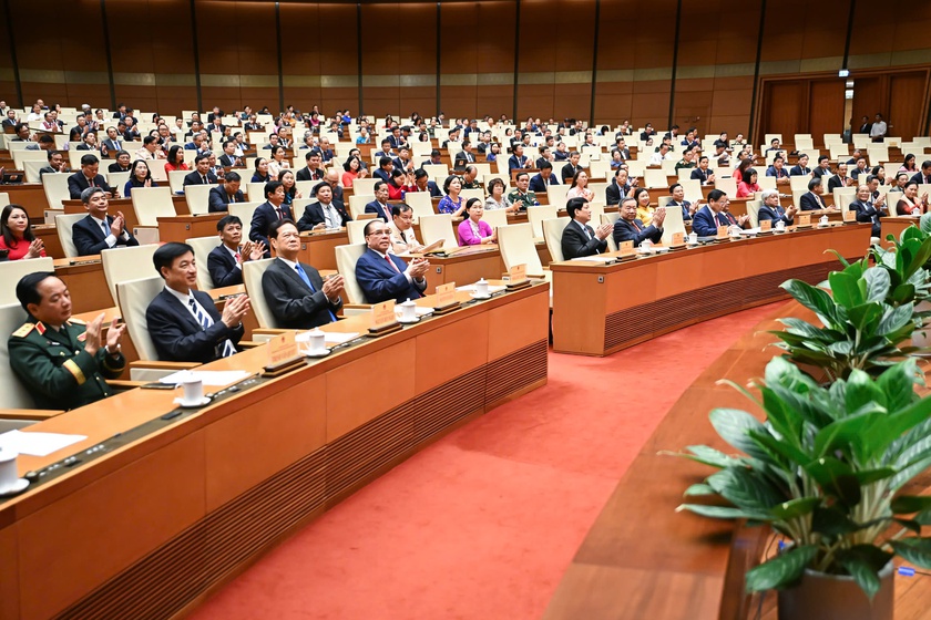 Bế mạc Kỳ họp thứ 9 - dấu mốc quan trọng trong lịch sử lập Hiến, lập pháp Quốc hội khoá XV - Ảnh 2.