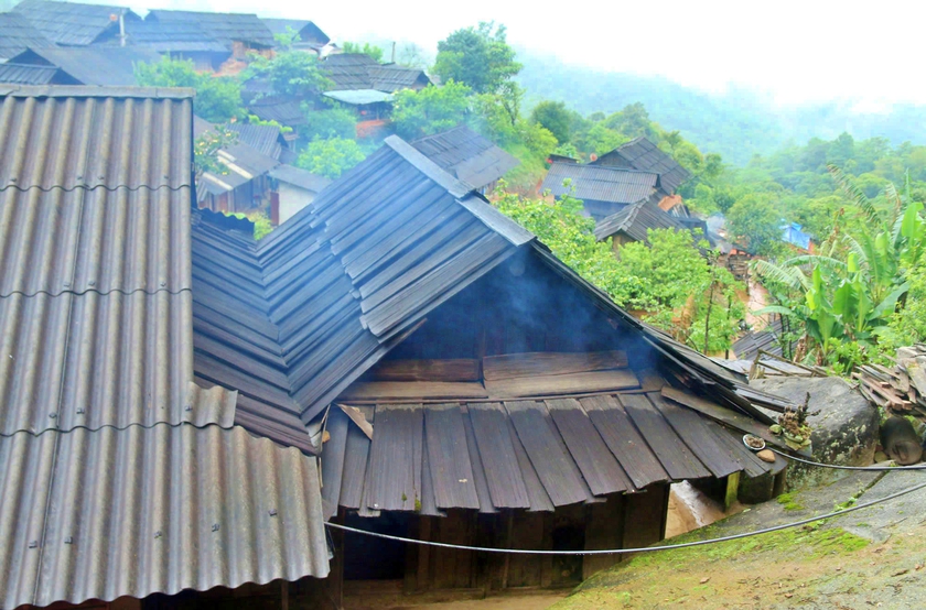Ngọn lửa tri thức miền biên viễn - Ảnh 1.