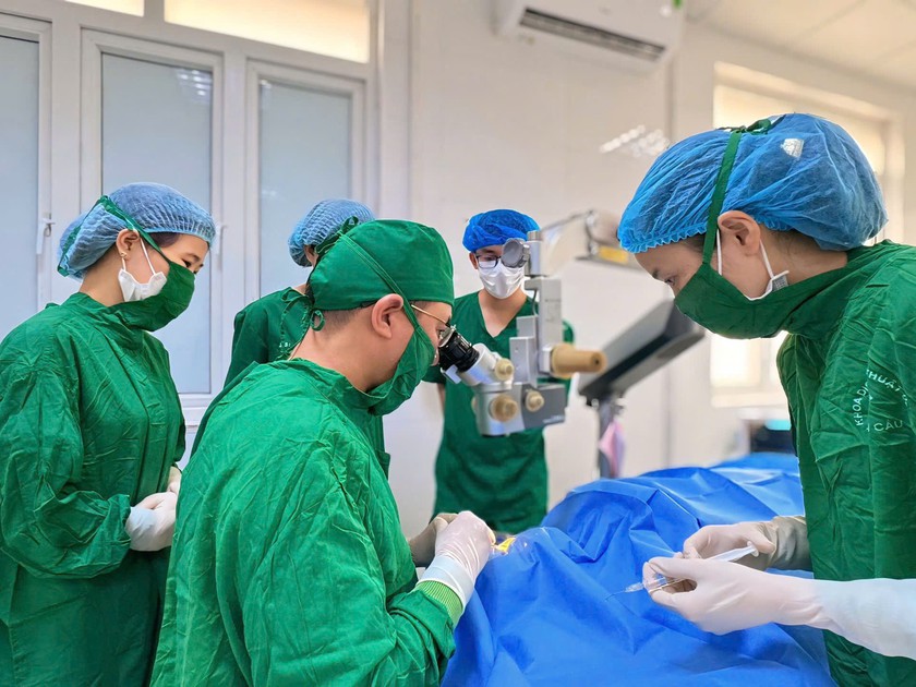 Hải Phòng: Cứu kịp thời ca chấn thương xuyên nhãn cầu nguy kịch - Ảnh 1.