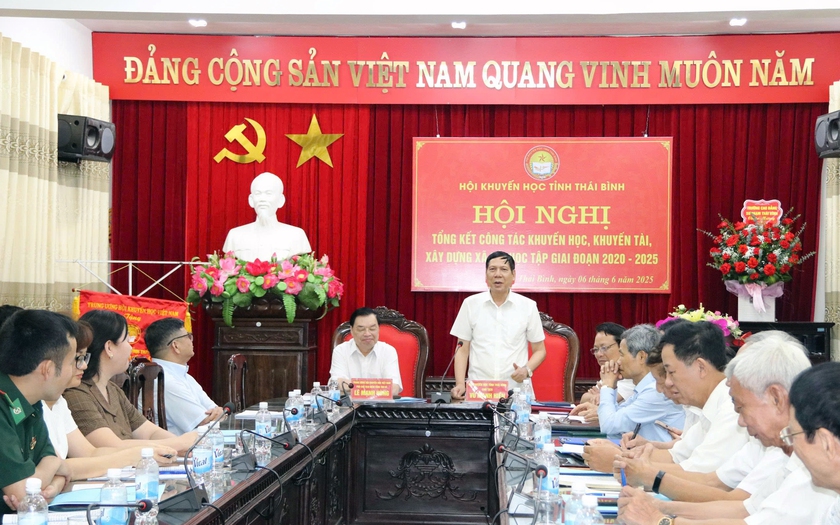 Thái Bình tổng kết công tác khuyến học, khuyến tài, xây dựng xã hội học tập giai đoạn 2020-2025 - Ảnh 4.