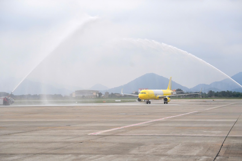 Vietravel Airlines đón máy bay airbus A321 đầu tiên thuộc sở hữu của hãng- Ảnh 1. Vietravel Airlines đón máy bay airbus A321 đầu tiên thuộc sở hữu của hãng- Ảnh 1.