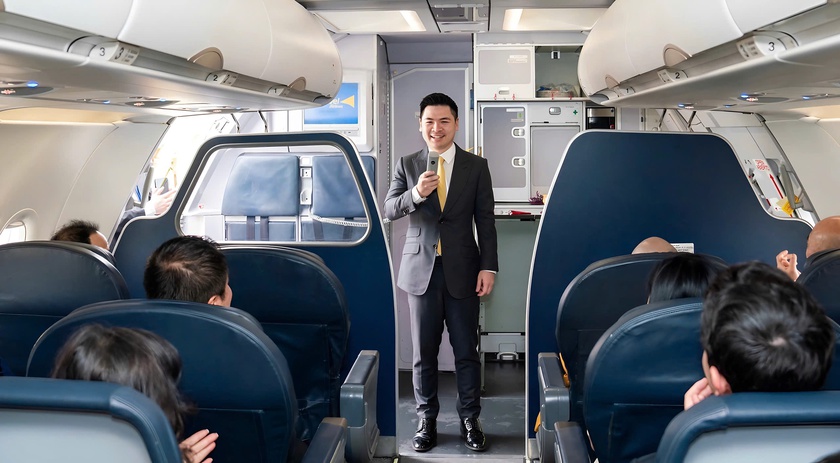 Vietravel Airlines đón máy bay airbus A321 đầu tiên thuộc sở hữu của hãng- Ảnh 2. Vietravel Airlines đón máy bay airbus A321 đầu tiên thuộc sở hữu của hãng- Ảnh 2.