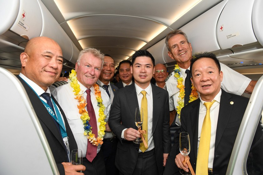 Vietravel Airlines đón máy bay airbus A321 đầu tiên thuộc sở hữu của hãng- Ảnh 3. Vietravel Airlines đón máy bay airbus A321 đầu tiên thuộc sở hữu của hãng- Ảnh 3.