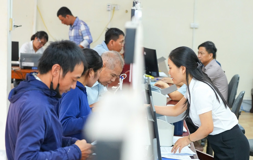 Ngày đầu tiên các phường, xã ở Nghệ An vận hành chính quyền 2 cấp - Ảnh 5.