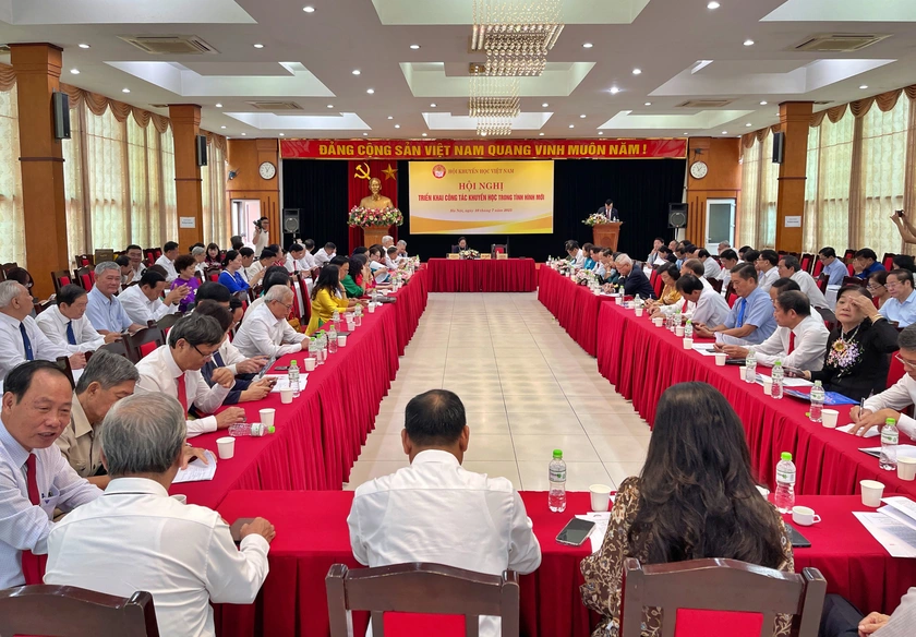 Hội Khuyến học Việt Nam triển khai công tác khuyến học trong tình hình mới - Ảnh 1.