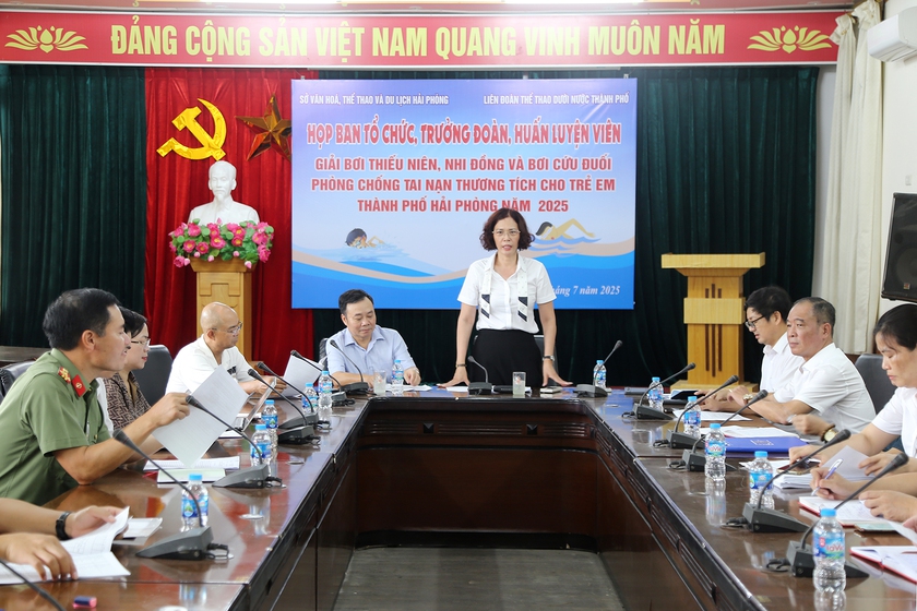 Hải Phòng: Gần 400 vận động viên tham dự Giải bơi thiếu niên, nhi đồng và bơi cứu đuối - Ảnh 1.
