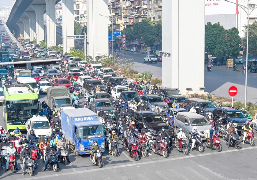 Cấm xe máy xăng, Hà Nội bố trí bãi đỗ xe, trạm sạc dọc Vành đai 1- Ảnh 1.