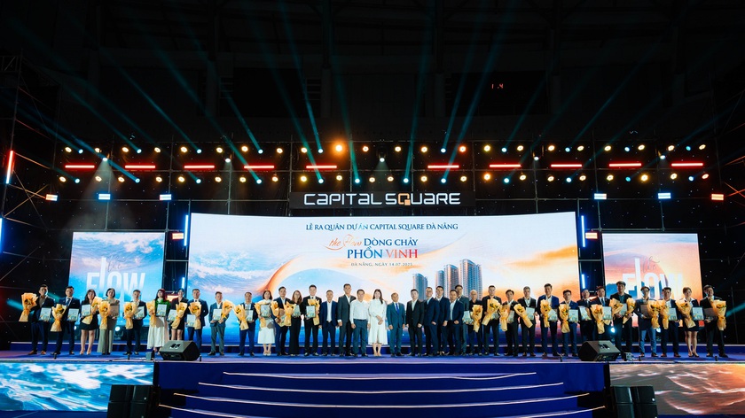 Gần 2000 chuyên viên kinh doanh khuấy động lễ ra quân siêu dự án Capital Square Đà Nẵng- Ảnh 2. Gần 2000 chuyên viên kinh doanh khuấy động lễ ra quân siêu dự án Capital Square Đà Nẵng- Ảnh 2.
