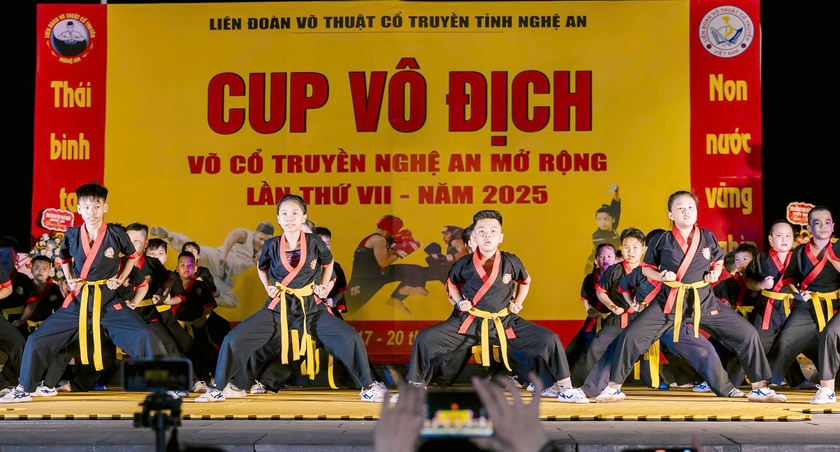 Hơn 515 võ sĩ đối kháng tranh cúp võ cổ truyền Nghệ An - Ảnh 8.