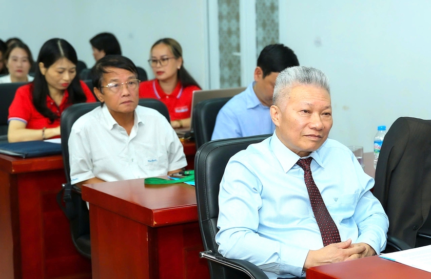 Vinh danh 16 tác phẩm xuất sắc đoạt giải Cuộc thi viết "Gia đình học tập" - Ảnh 6.