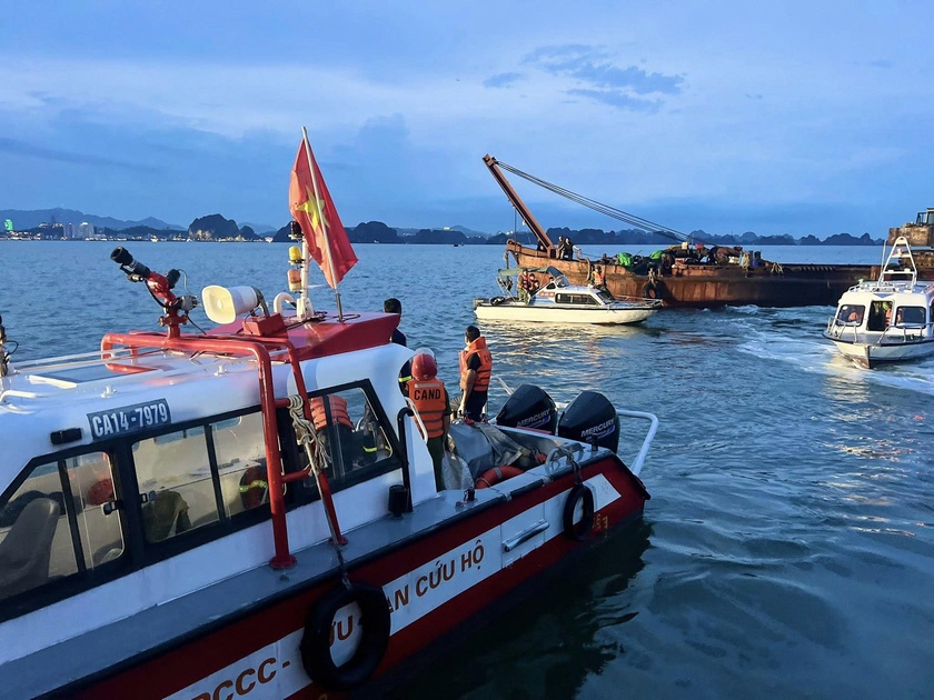Quảng Ninh rà soát, bổ sung quy trình "4 tại chỗ" trong xử lý các tình huống tai nạn, sự cố trên biển- Ảnh 4.