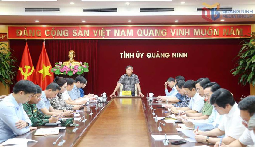 Quảng Ninh rà soát, bổ sung quy trình "4 tại chỗ" trong xử lý các tình huống tai nạn, sự cố trên biển- Ảnh 1.