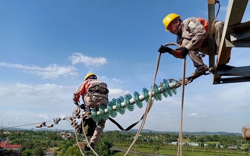EVNNPC yêu cầu các đơn vị thành viên xây dựng lại phương án ứng phó phù hợp trong mùa mưa bão. Ảnh minh họa: IT EVNNPC yêu cầu các đơn vị thành viên xây dựng lại phương án ứng phó phù hợp trong mùa mưa bão. Ảnh minh họa: IT