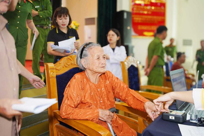 Một năm ngân hàng Gen Liệt sĩ: 51.000 mẫu ADN và hành trình tri ân bằng khoa học - Ảnh 4.
