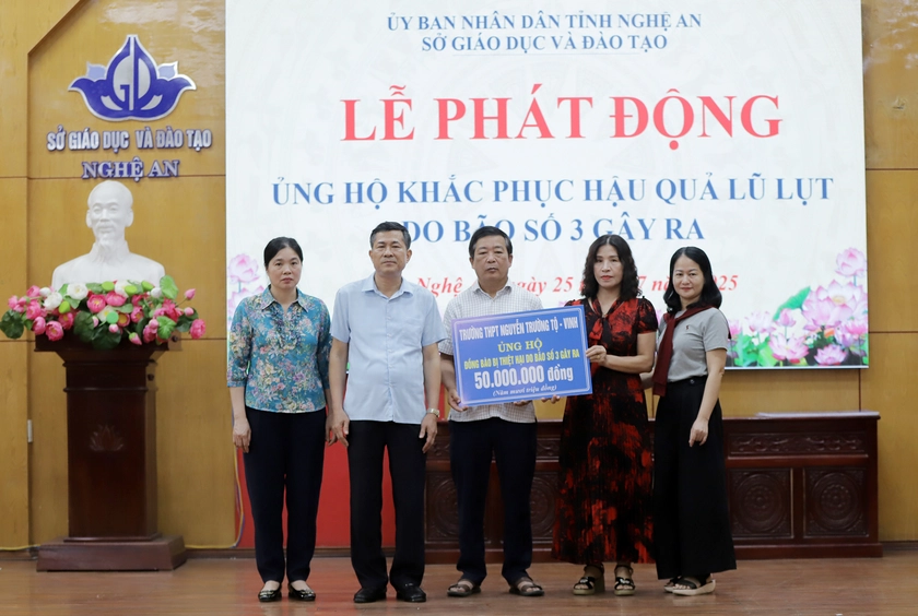 Ngành giáo dục Nghệ An phát động ủng hộ khắc phục hậu quả bão số 3 - Ảnh 5.