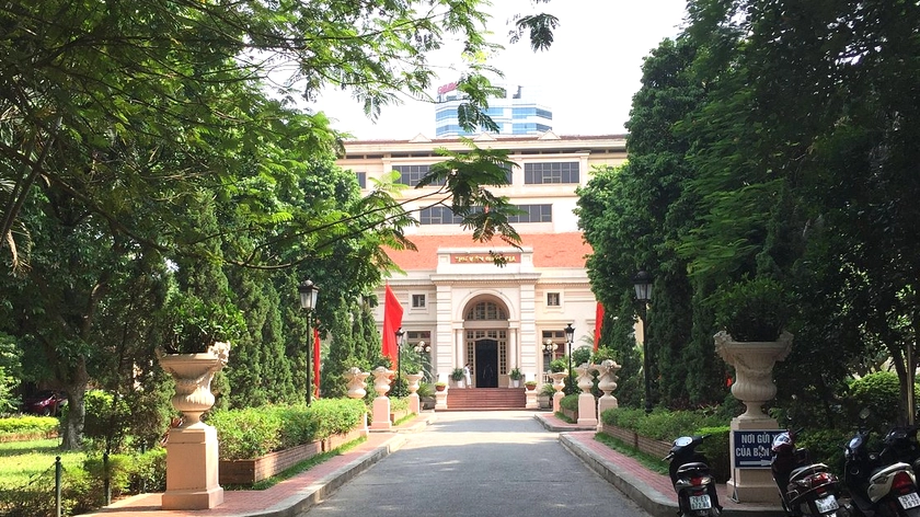 Chiêm ngưỡng 800 tư liệu và 80 bức ảnh về thời khắc lịch sử trọng đại của đất nước - Ảnh 1.
