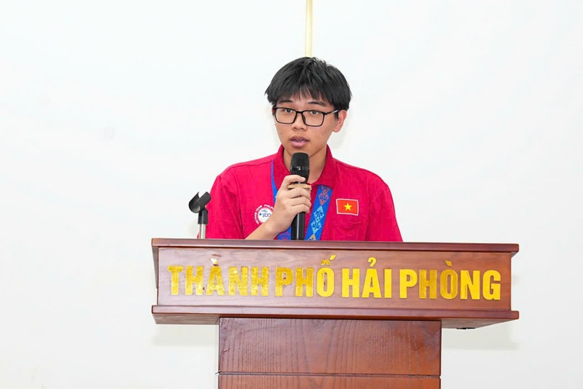 Hải Phòng: Biểu dương học sinh và giáo viên đạt thành tích xuất sắc tại Olympic Sinh học Quốc tế 2025 - Ảnh 2.