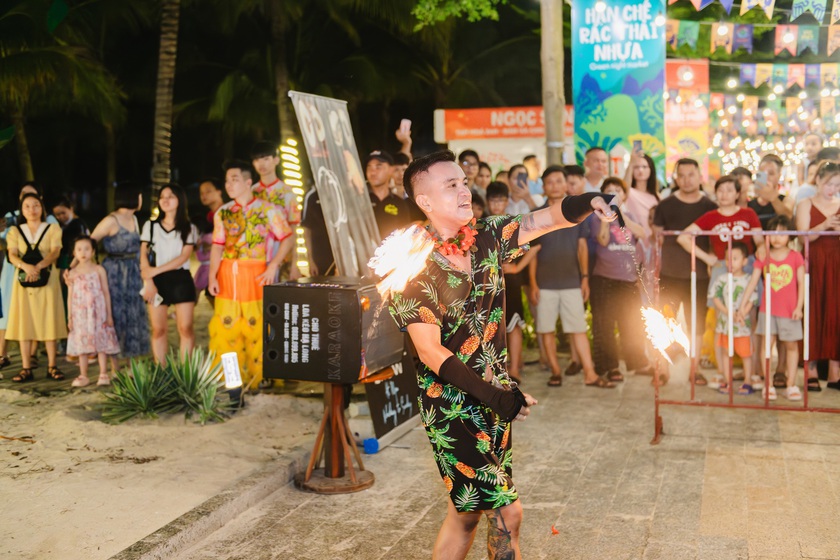 Không còn là tin đồn: từ 4/7, Hạ Long tổ chức “đại tiệc pháo hoa” mỗi cuối tuần - Ảnh 3.