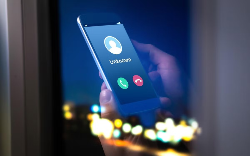Đặc biệt, những cuộc lừa đảo được chọn đúng vào giai đoạn sáp nhập phường khiến nhiều người dân dễ bị mắc bẫy. Ảnh minh họa: IT Đặc biệt, những cuộc lừa đảo được chọn đúng vào giai đoạn sáp nhập phường khiến nhiều người dân dễ bị mắc bẫy. Ảnh minh họa: IT