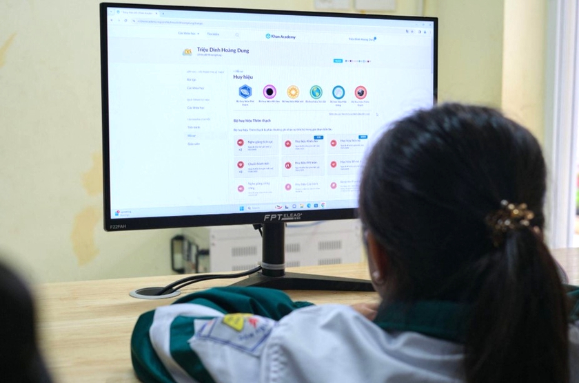 "Bình dân học vụ số": Khi công nghệ mở rộng cơ hội học tập cho toàn dân - Ảnh 1.