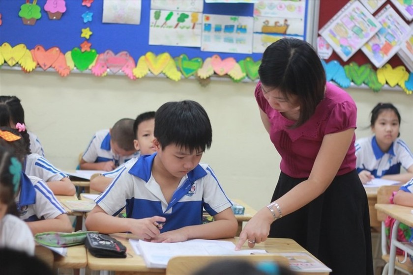 Mức phụ cấp ưu đãi mới của giáo viên trường công lập tại Thành phố Hồ Chí Minh - Ảnh 1.