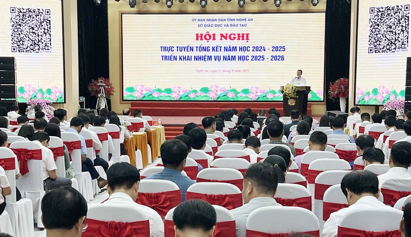 'Giáo dục Nghệ An phải bằng tất cả tình cảm và yêu thương' - Ảnh 3.