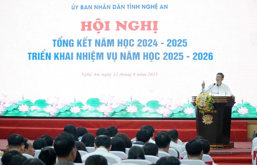 'Giáo dục Nghệ An phải bằng tất cả tình cảm và yêu thương' - Ảnh 1.