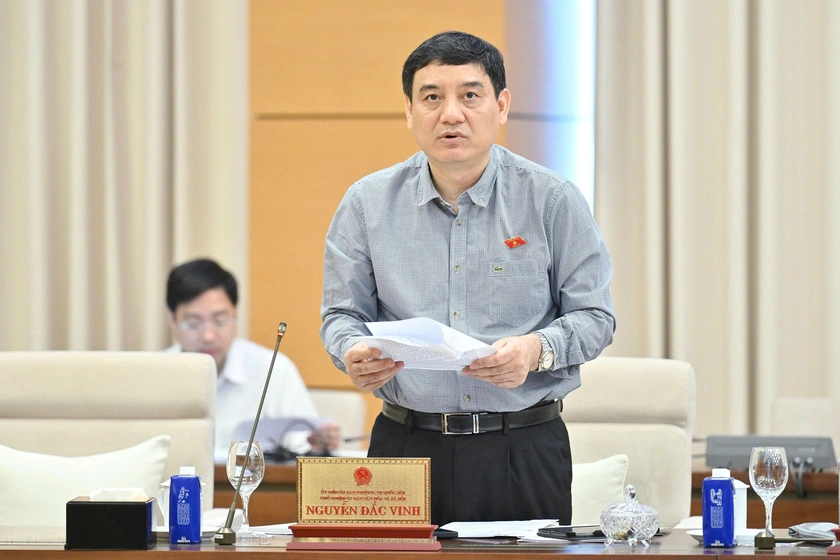 Đề nghị nghiên cứu có bộ sách giáo khoa dùng chung - Ảnh 3.