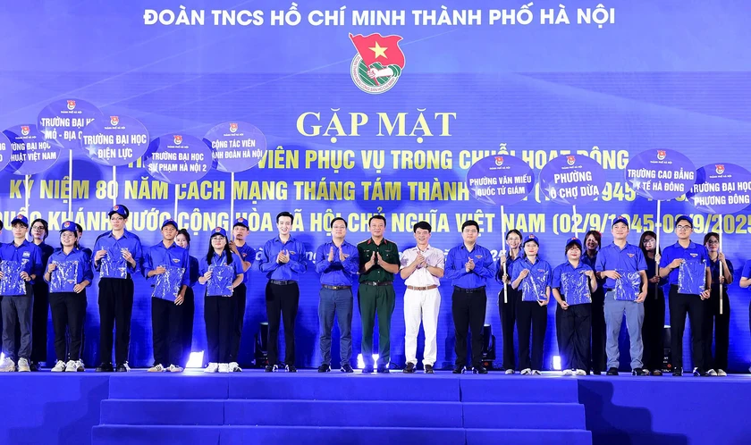 8.800 tình nguyện viên Thủ đô tham gia phục vụ sự kiện A80 - Ảnh 4.